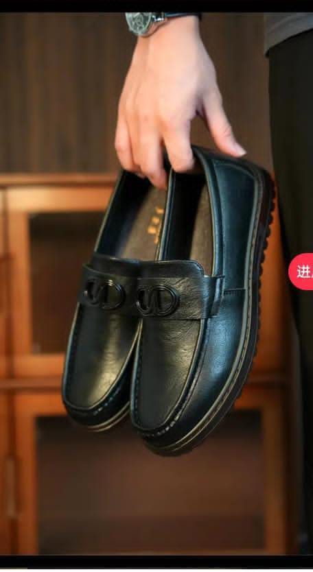 SIZE 42 FULL BLACK= #50,000