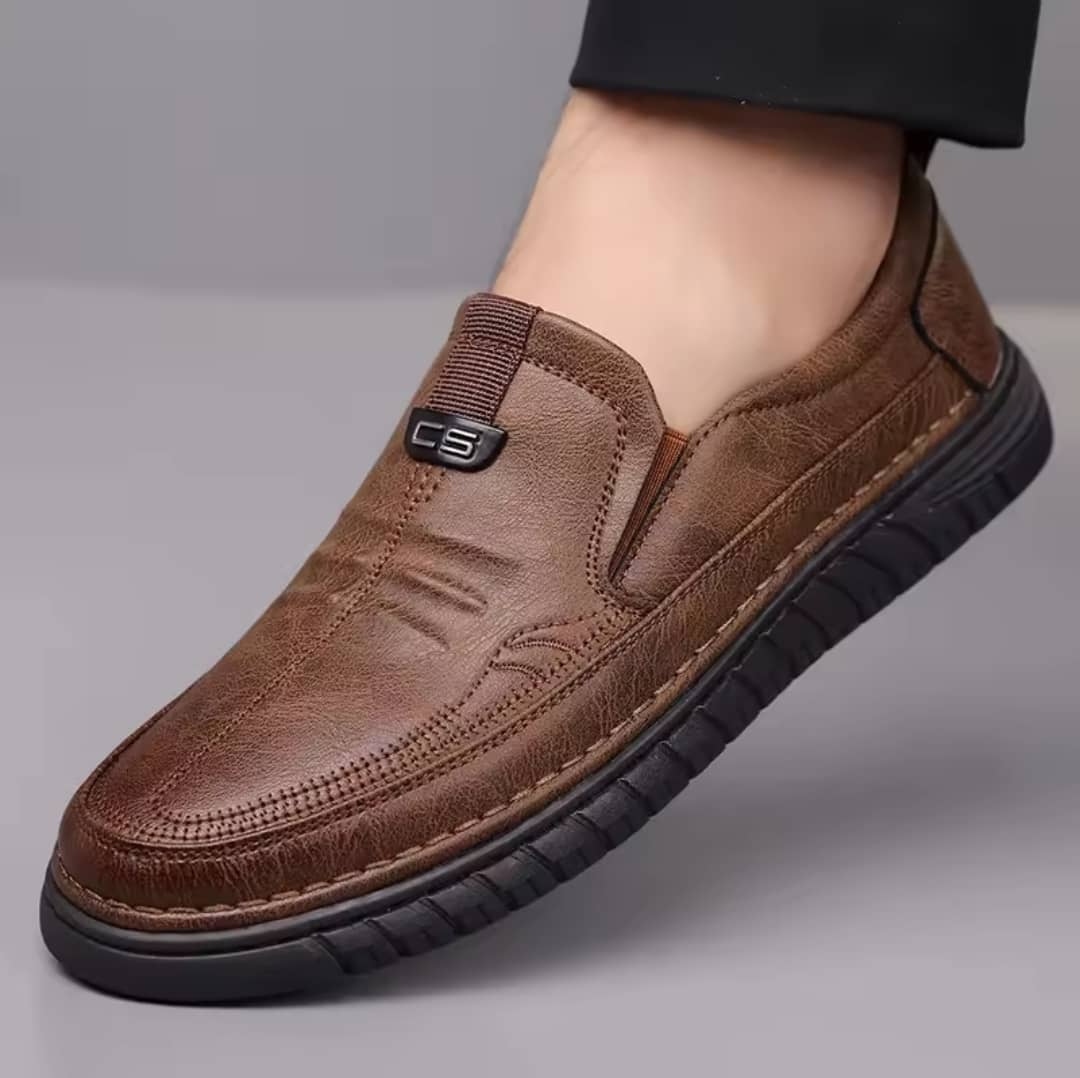 SIZE 44 BROWN ANTISLIP SHOE = #85,000